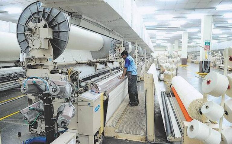 Two-Mega-Textile-Parks-to-come-up-in-Gujarat-1